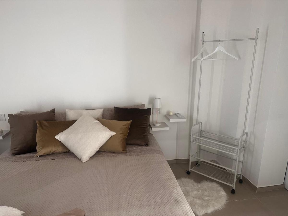 Eterea Casa Vacanza Brindisi Buitenkant foto