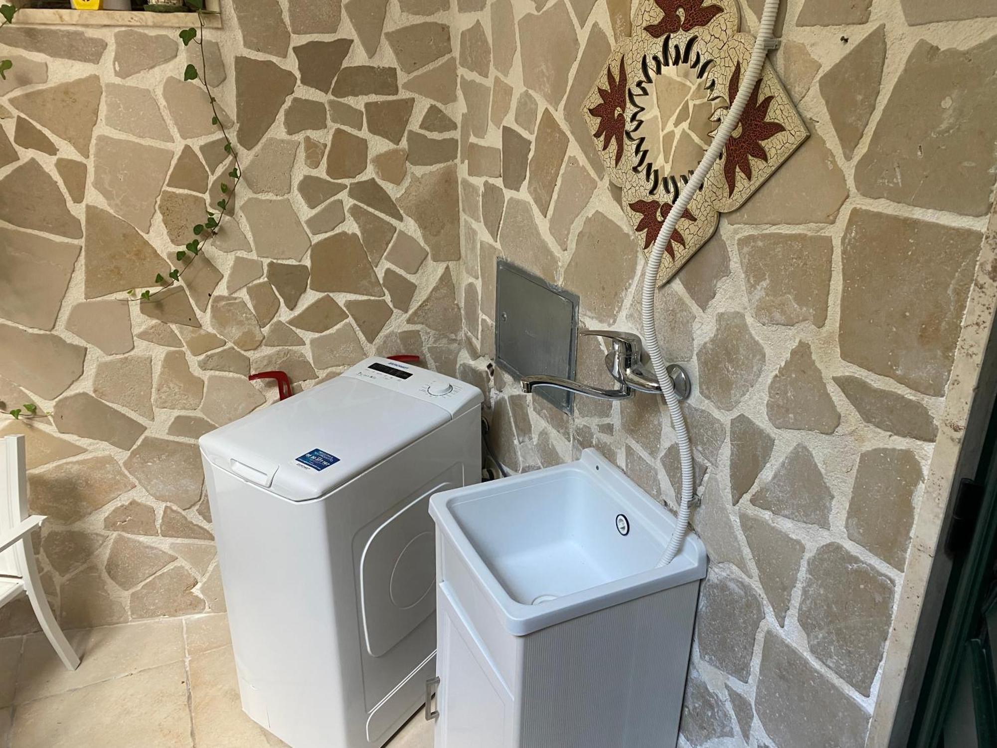 Eterea Casa Vacanza Brindisi Buitenkant foto